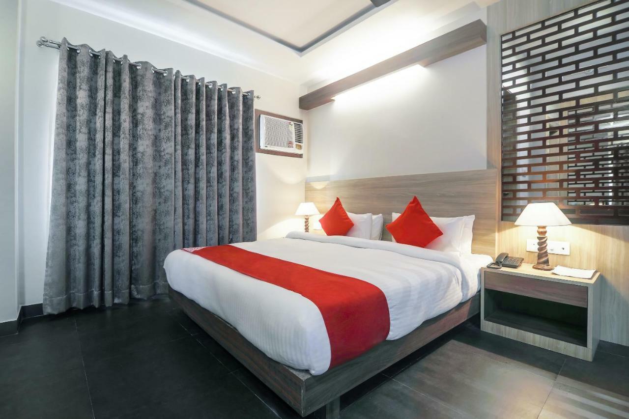 Hotel Gulmohar Grand Jorhāt Eksteriør bilde
